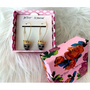 Betsey Johnson crystal skull dangle earrings